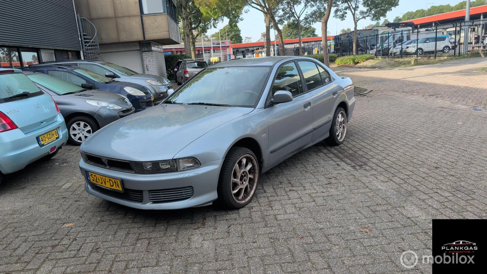 Mitsubishi Galant (2002) — foto 1