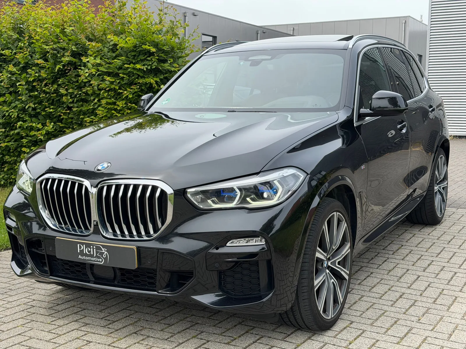BMW X5 (2019) — foto 1
