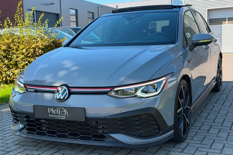 Volkswagen Golf (2022)