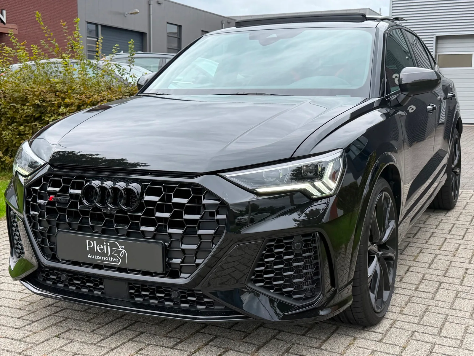 Audi Q3 Sportback (2023) — foto 1