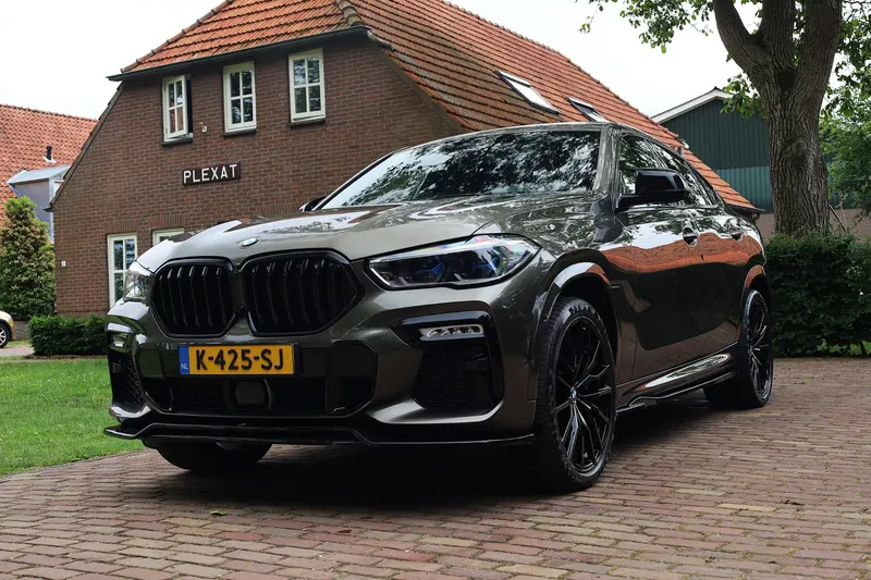 BMW X6 (2020)