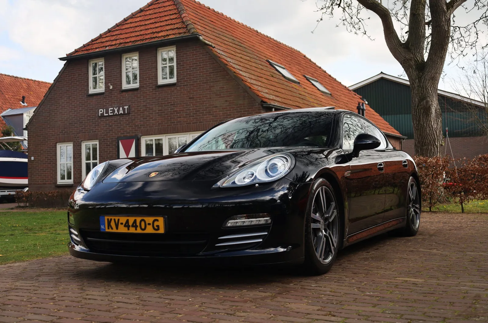 Porsche Panamera (2011) — foto 1