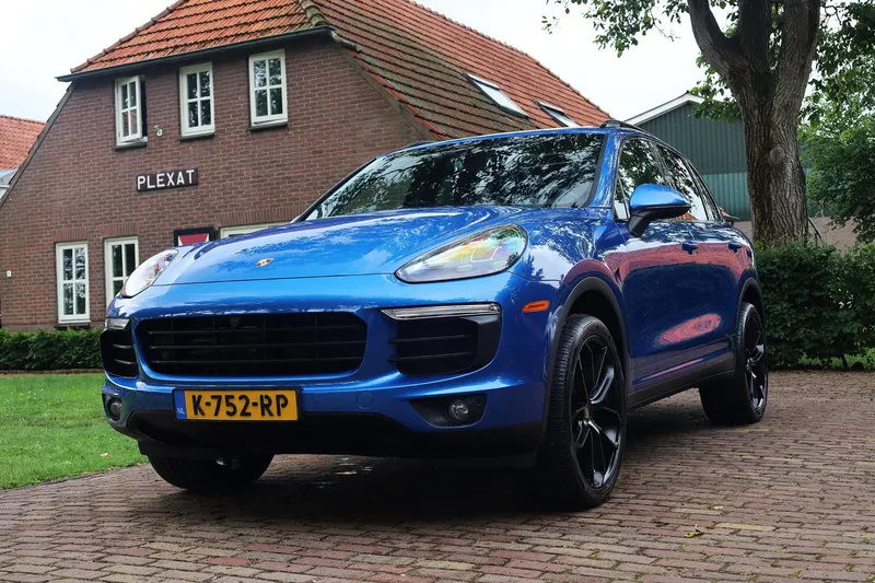 Porsche Cayenne (2017)