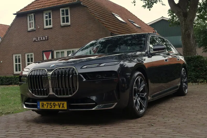 BMW i7 (2022)