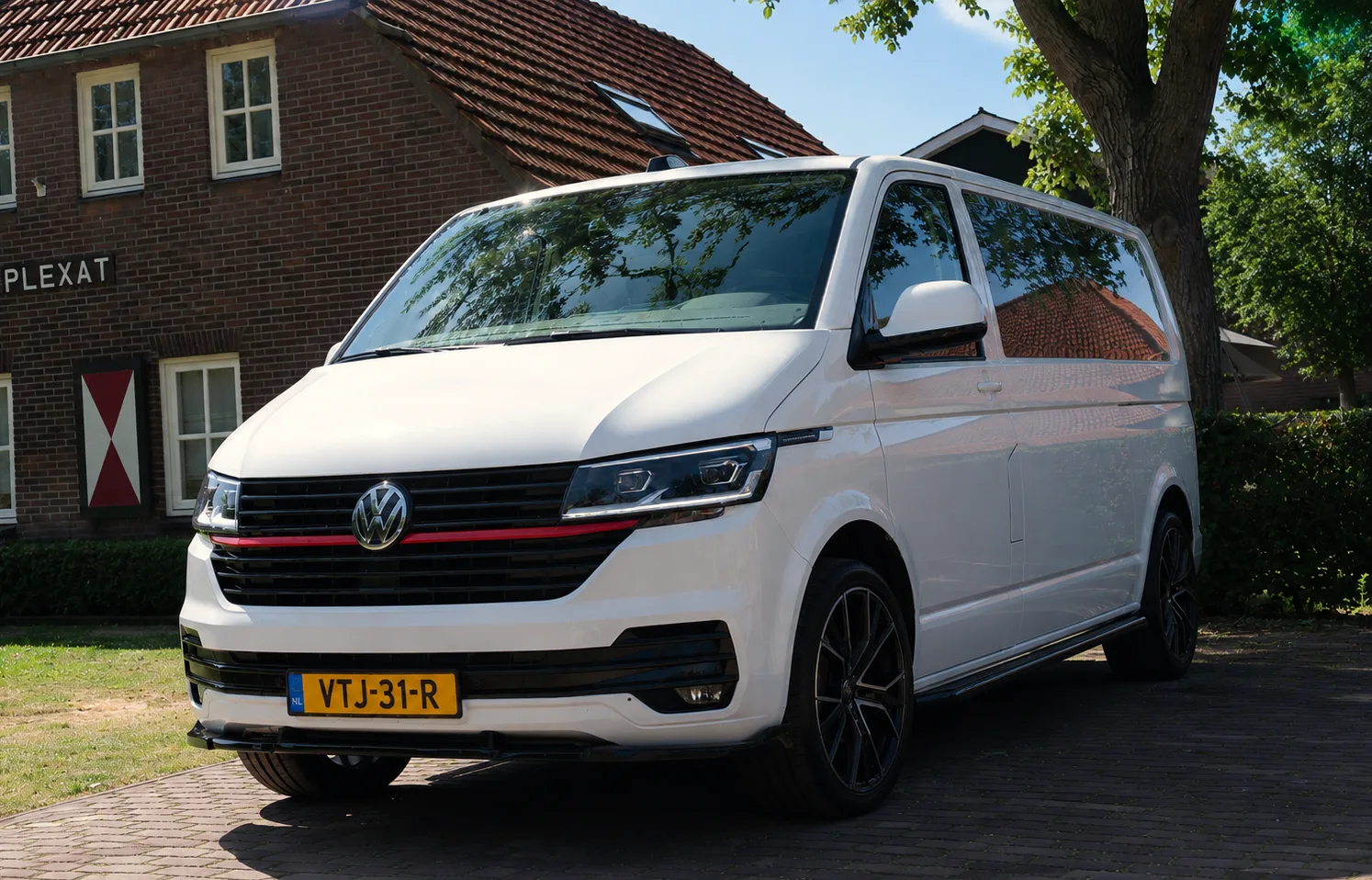 Volkswagen Transporter (2020) — foto 1