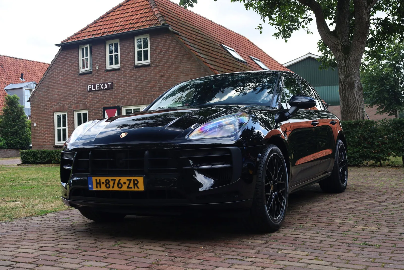 Porsche Macan (2020) — foto 1