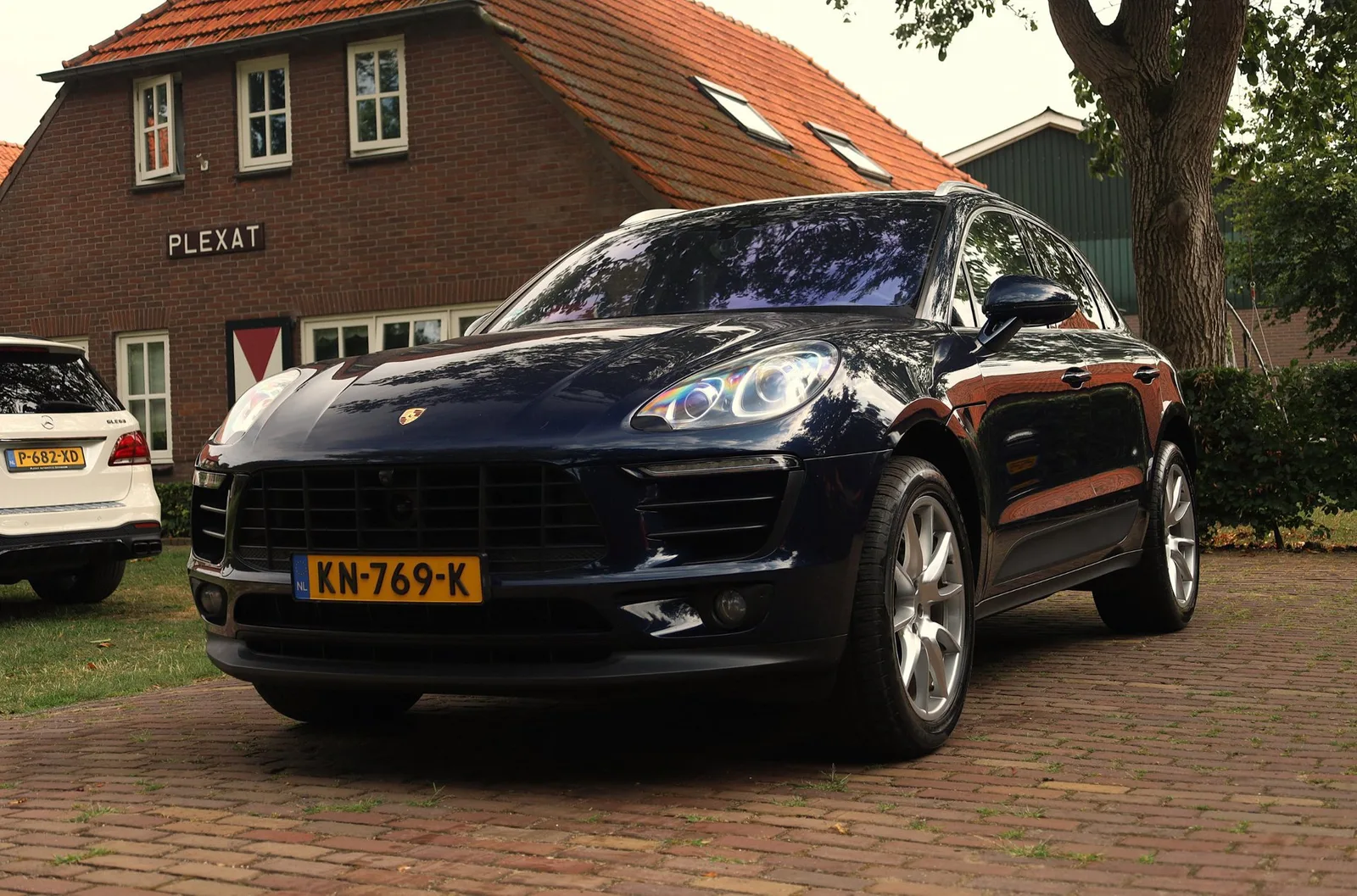 Porsche Macan (2016) — foto 1