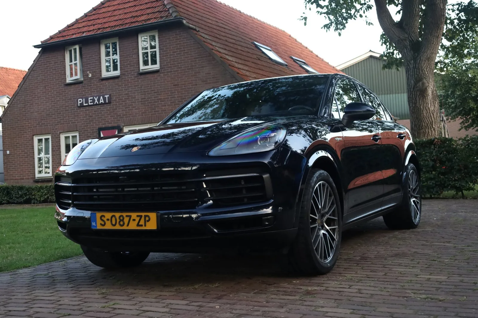 Porsche Cayenne Coupé (2021) — foto 1