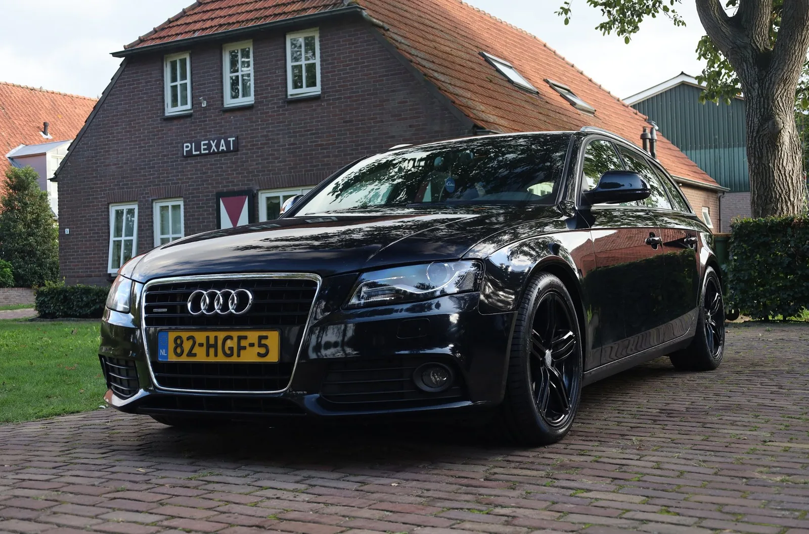Audi A4 (2009) — foto 1