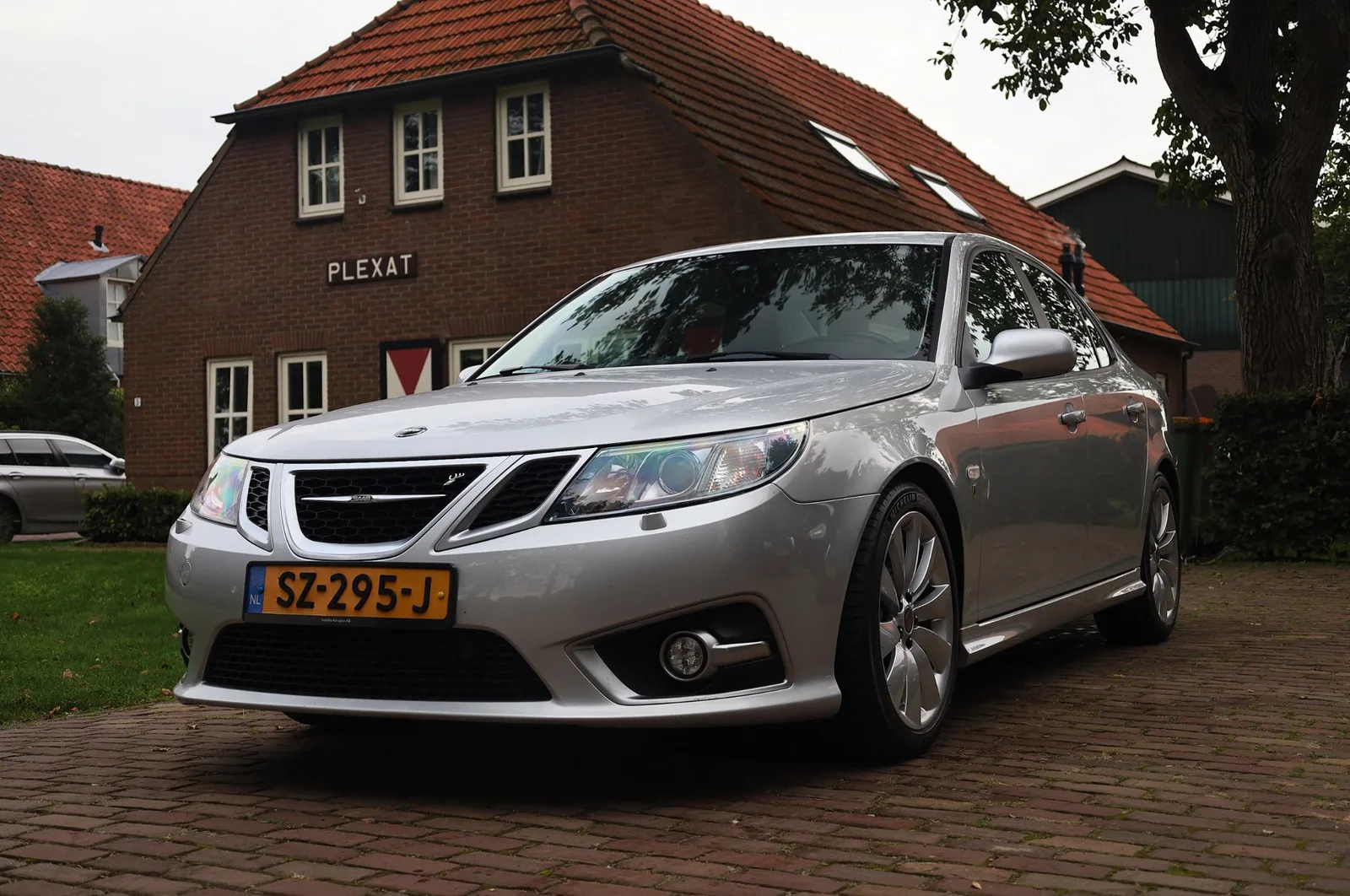 Saab 9-3 (2014) — foto 1