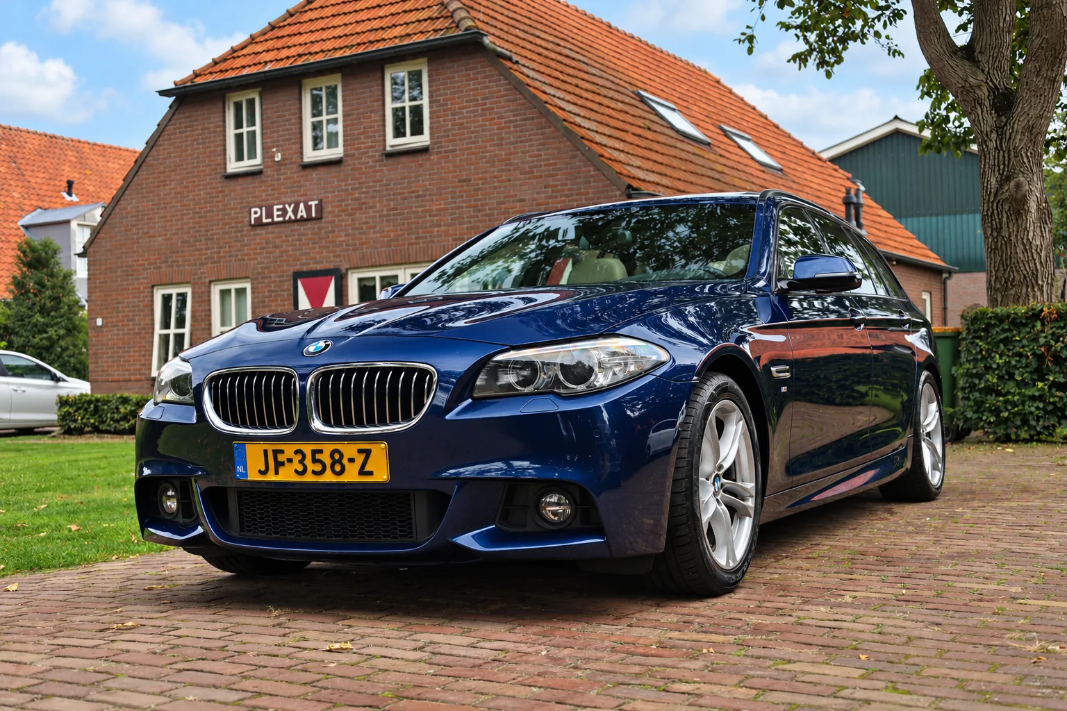 BMW 5-Serie (2016) — foto 1