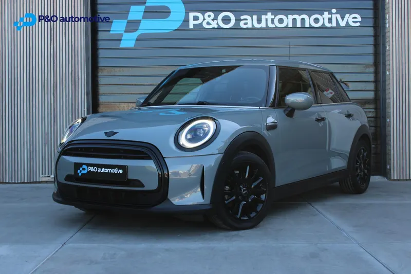 MINI One (2022)