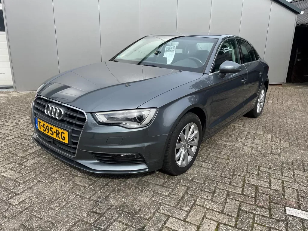 Audi A3 (2016) — foto 1