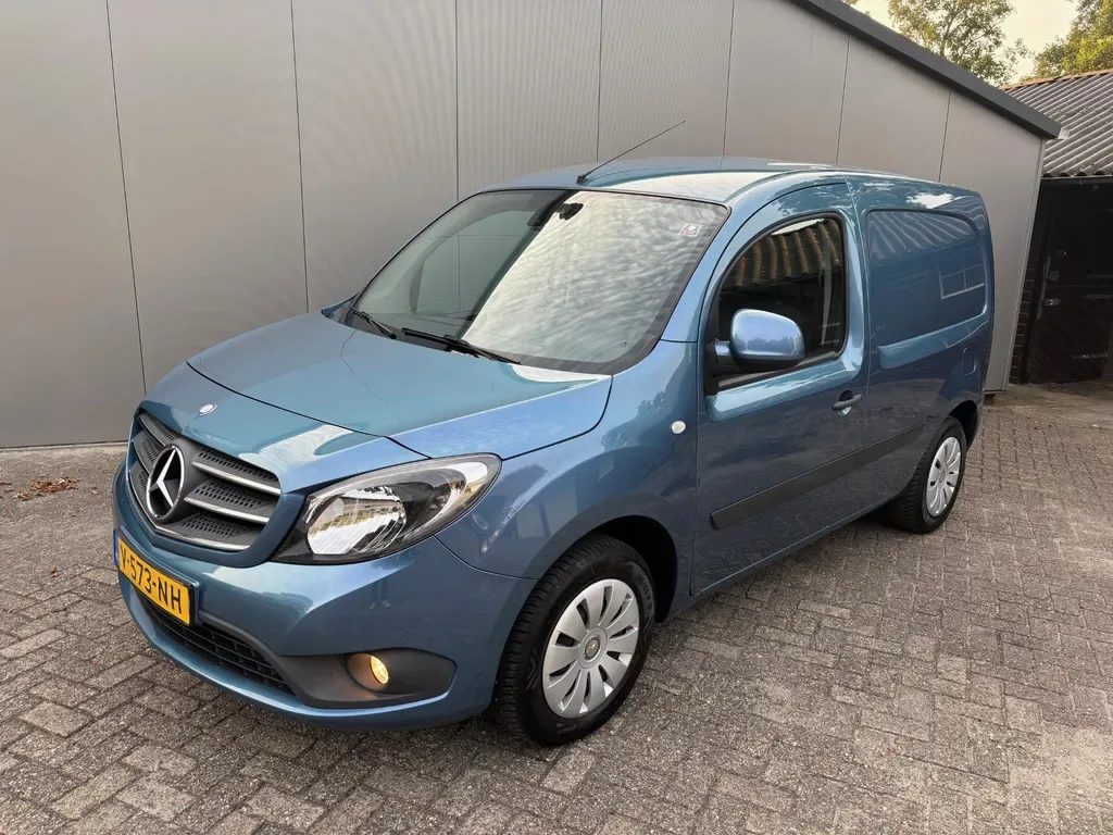 Mercedes-Benz Citan (2018) — foto 1