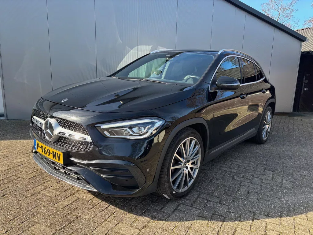 Mercedes-Benz GLA-Klasse (2020) — foto 1