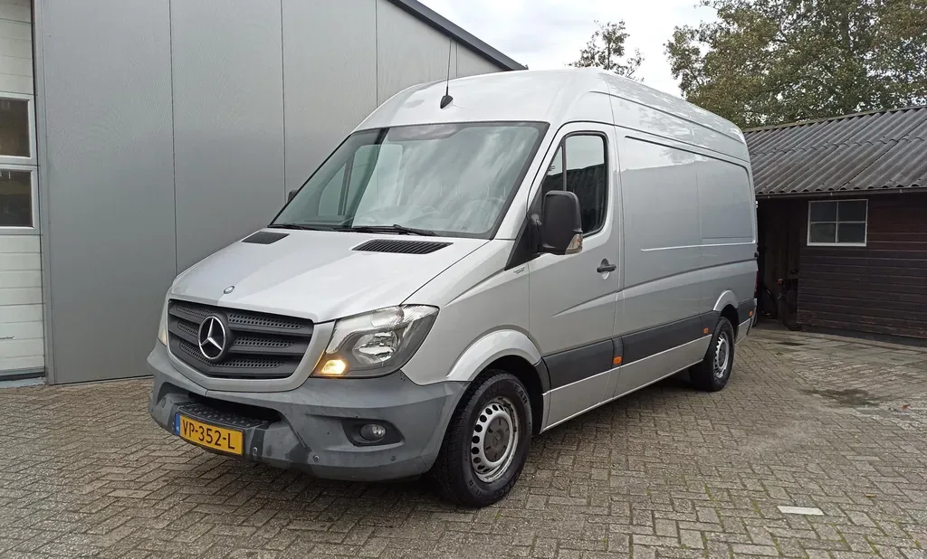 Mercedes-Benz Sprinter (2014) — foto 1