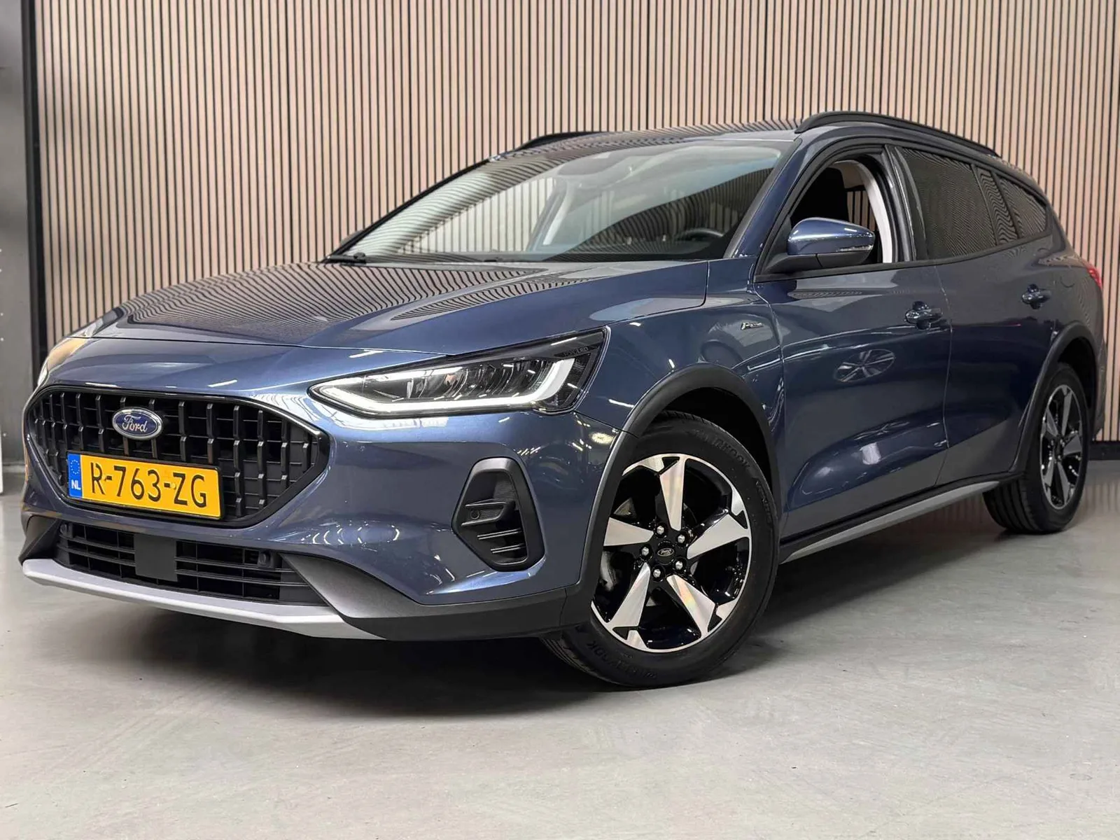 Ford Focus (2022) — foto 1