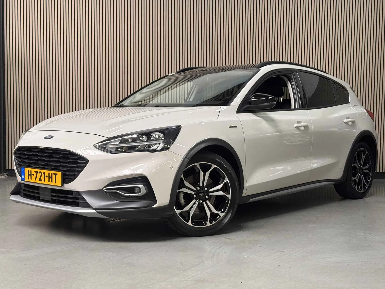 Ford Focus (2020) — foto 1