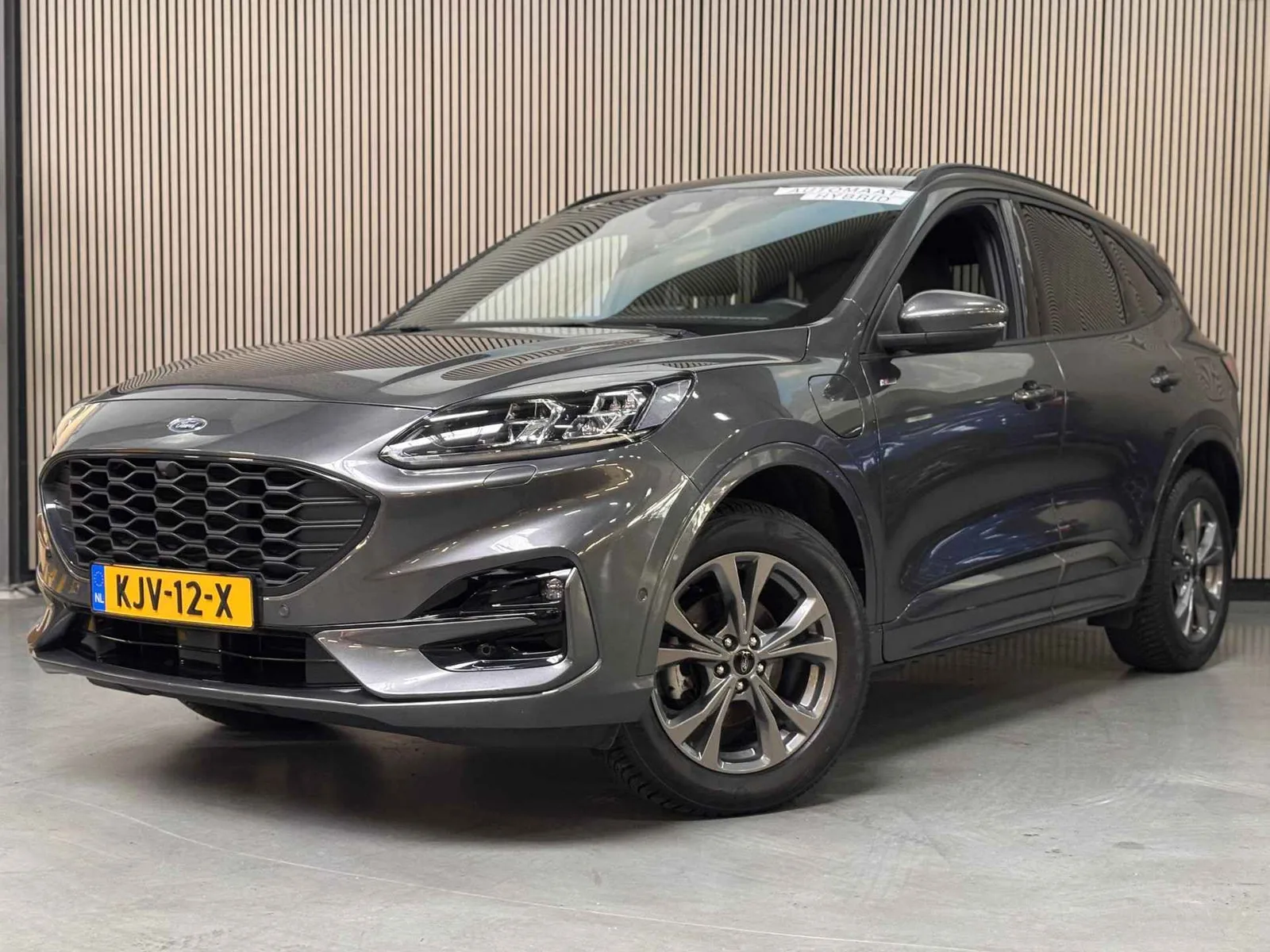 Ford Kuga (2023) — foto 1