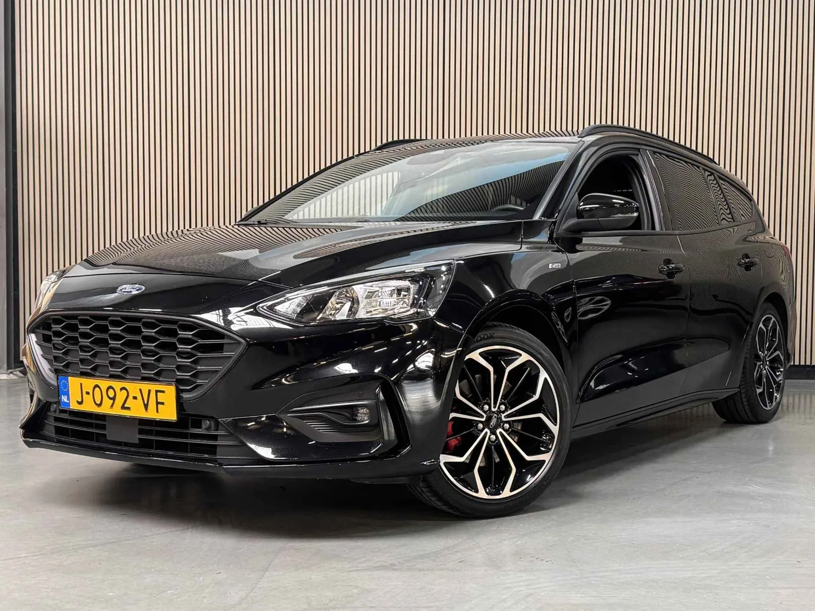 Ford Focus (2020) — foto 1