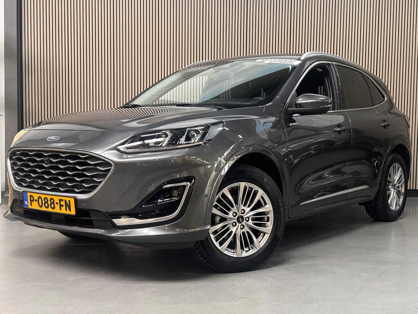 Ford Kuga (2022) — foto 1
