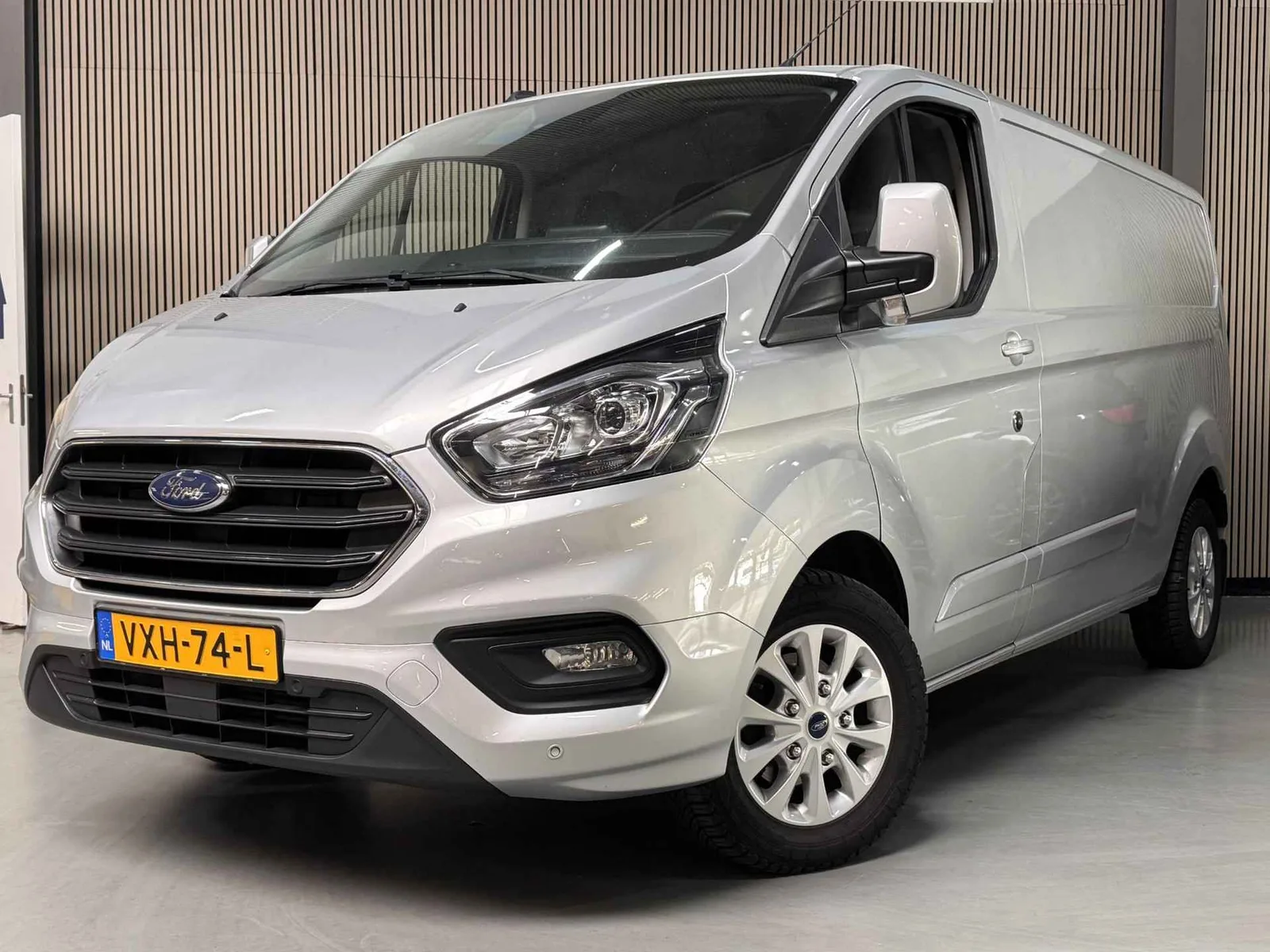 Ford Transit Custom (2023) — foto 1