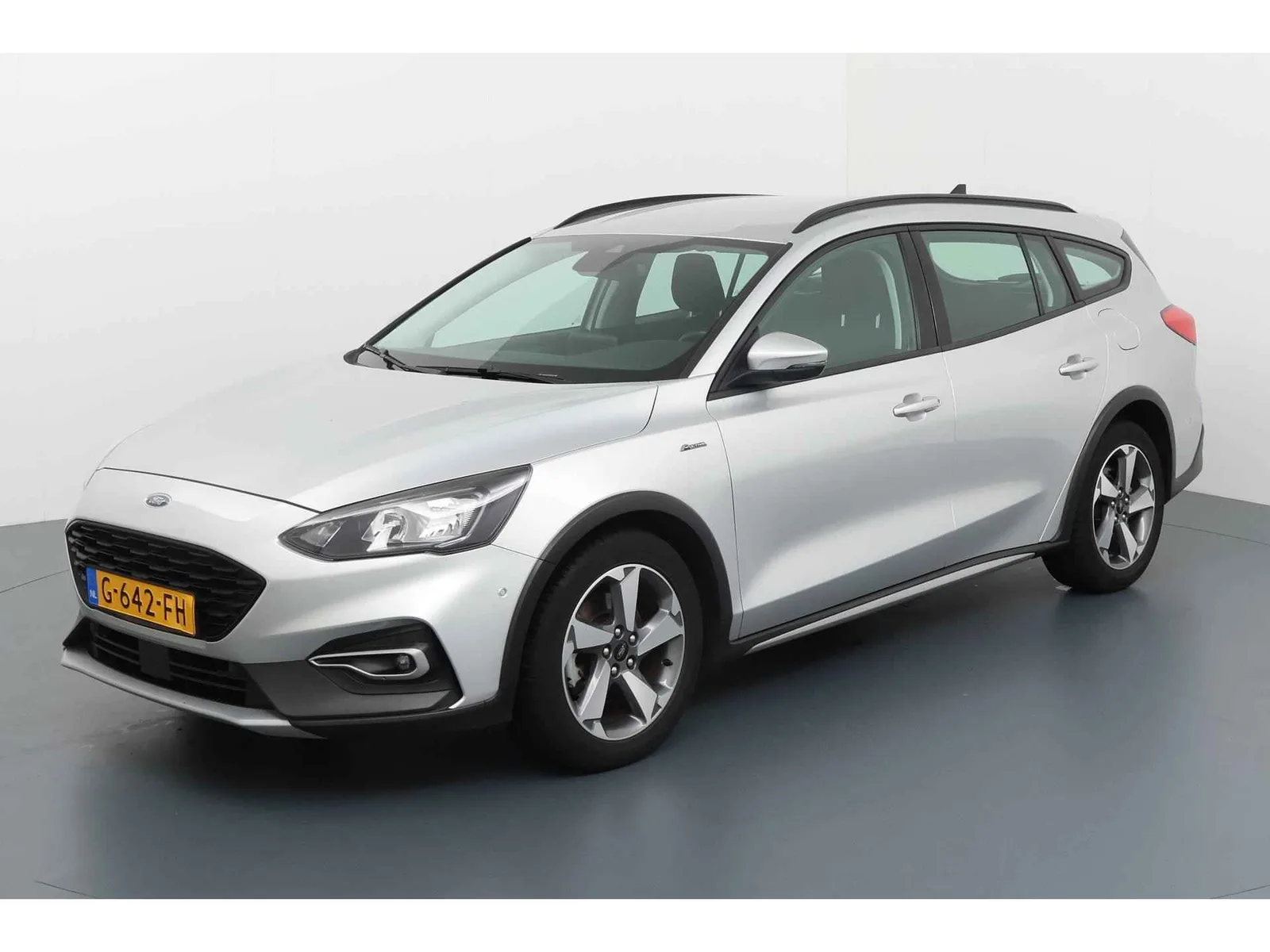 Ford Focus (2019) — foto 1