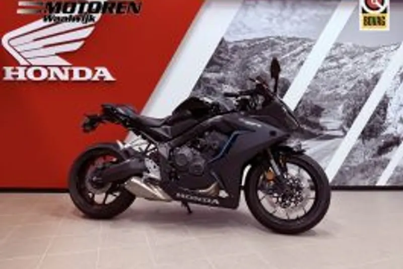 Honda CBR 650 RAP (2023)