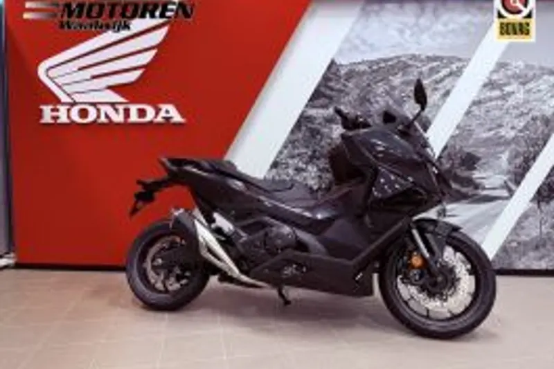 Honda Forza 750 (2027)