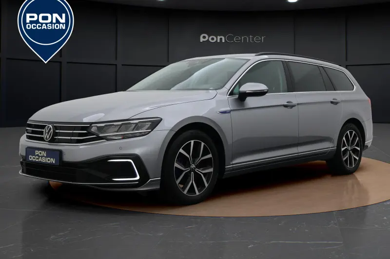 Volkswagen Passat (2022)