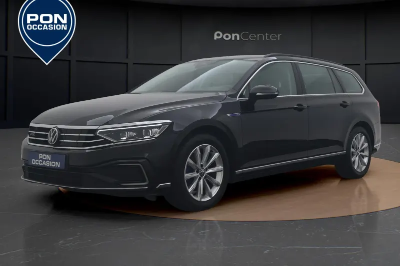 Volkswagen Passat (2023)