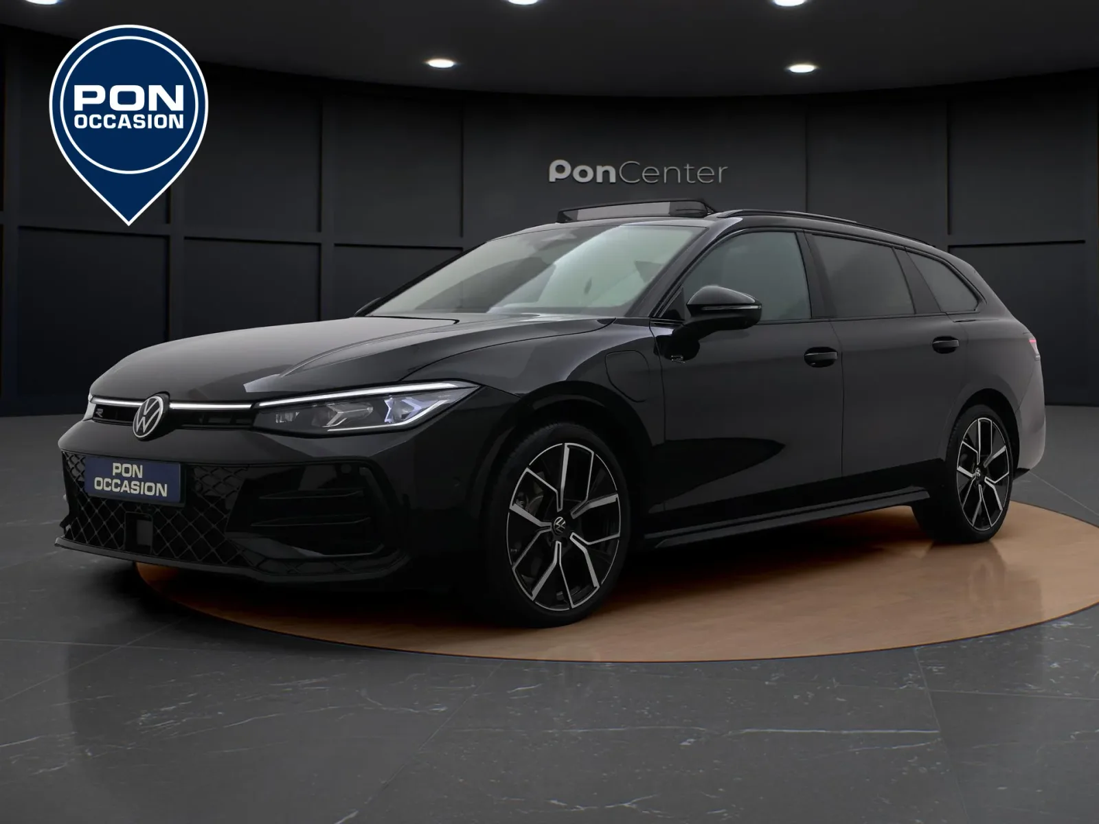 Volkswagen Passat (2025) — foto 1