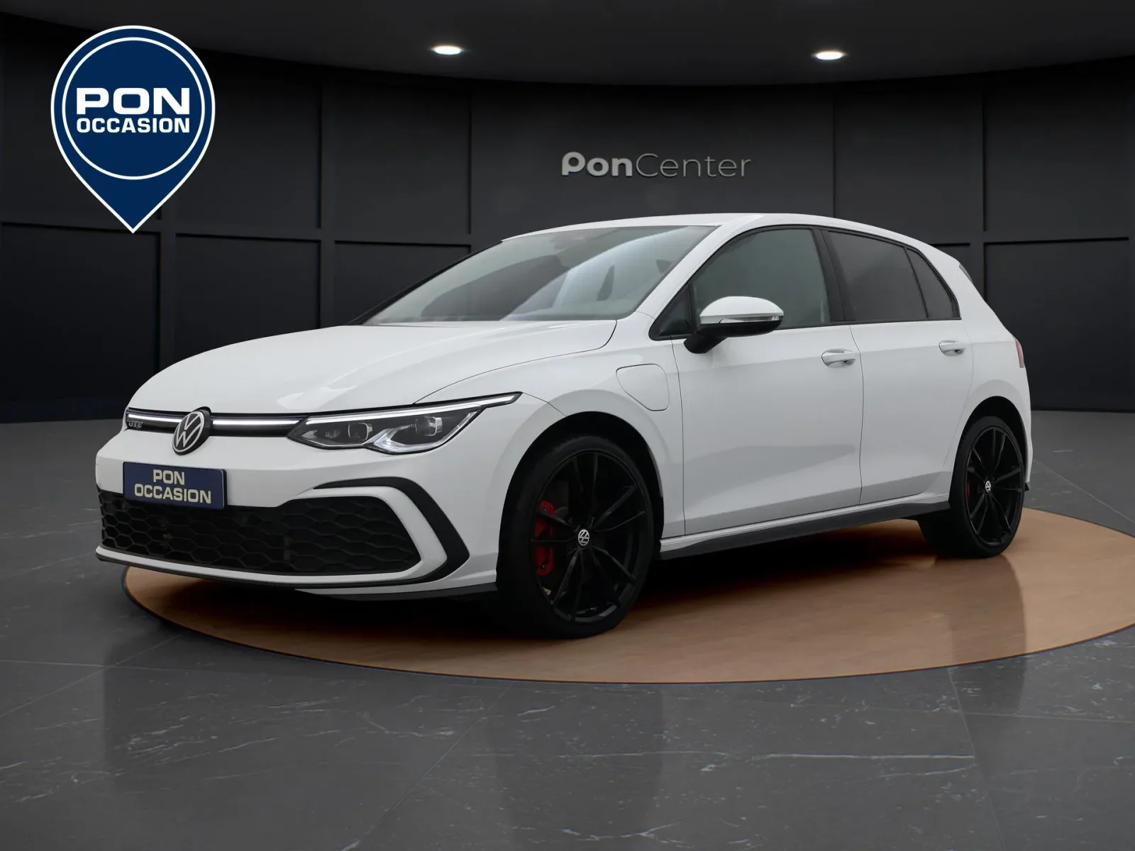 Volkswagen Golf (2022) — foto 1
