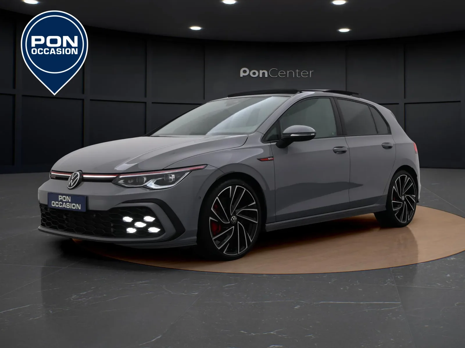 Volkswagen Golf (2021) — foto 1
