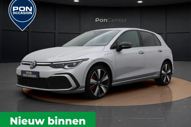 Volkswagen Golf (2022)