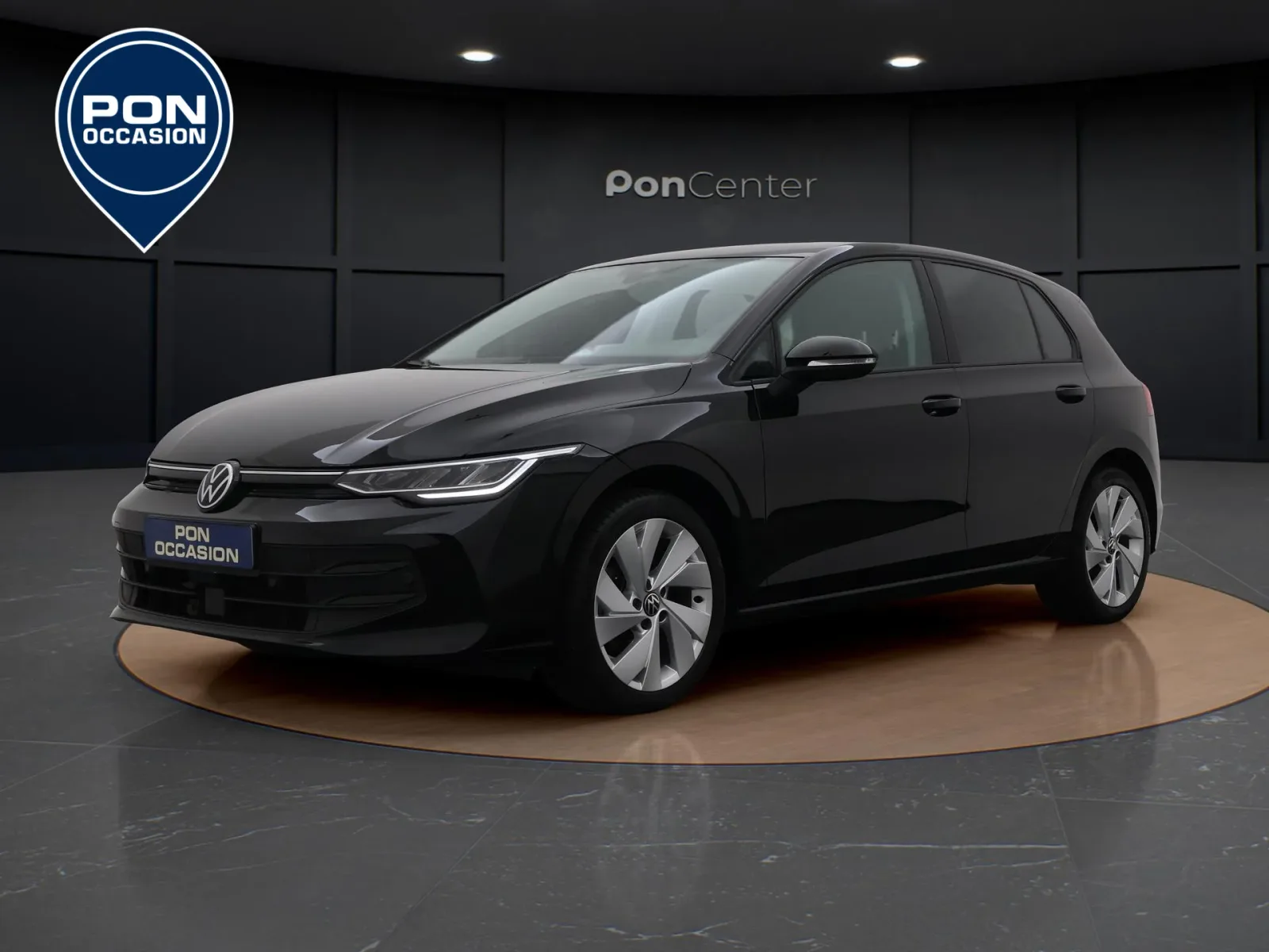 Volkswagen Golf (2024) — foto 1