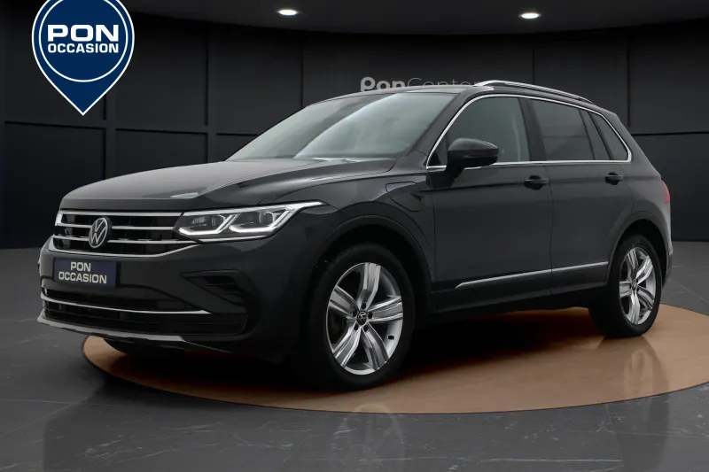 Volkswagen Tiguan (2022)
