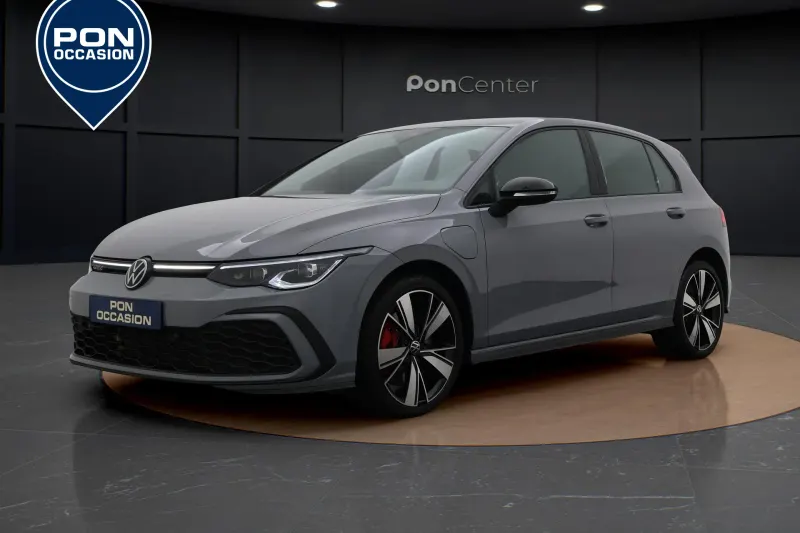 Volkswagen Golf (2023)