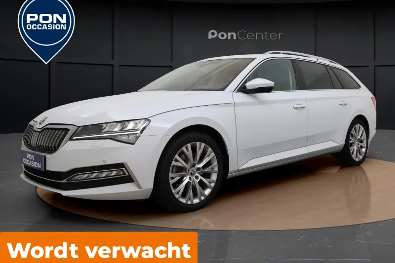 Škoda Superb (2022)