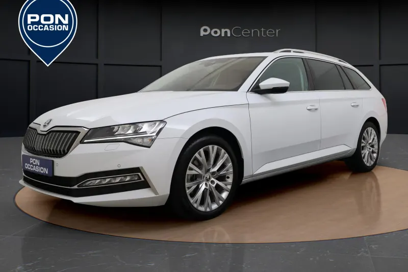 Škoda Superb (2022)