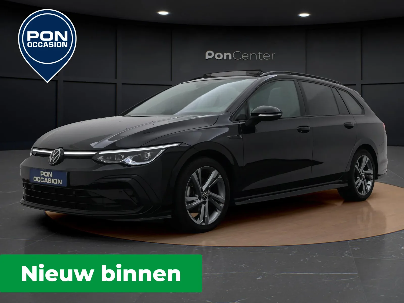 Volkswagen Golf (2024) — foto 1