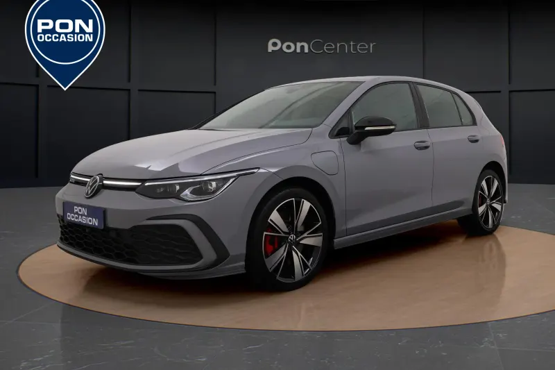 Volkswagen Golf (2023)