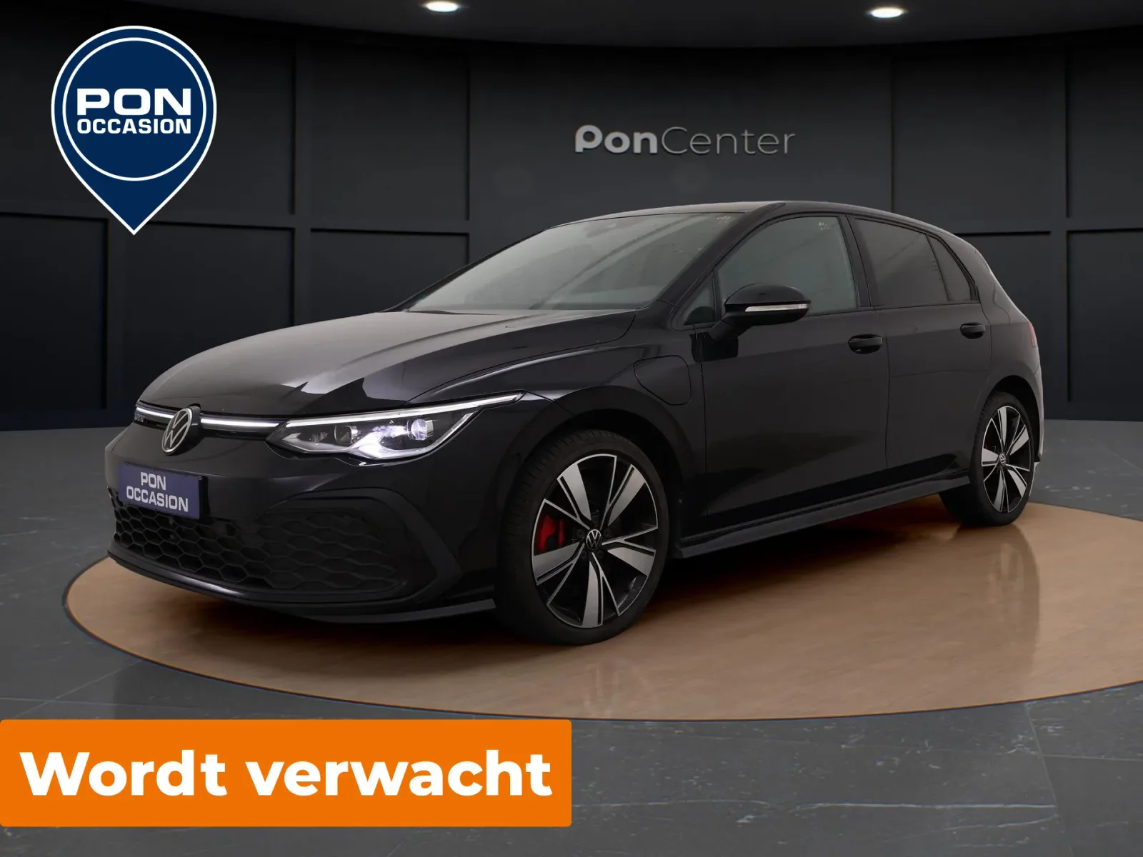 Volkswagen Golf (2022) — foto 1