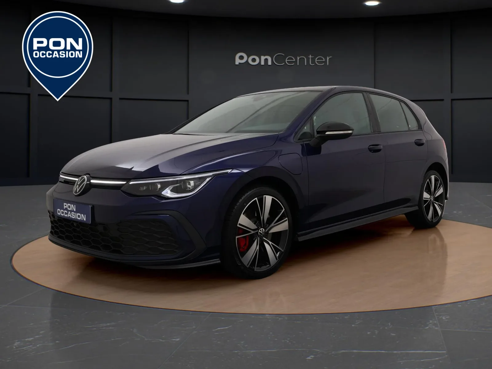 Volkswagen Golf (2022) — foto 1