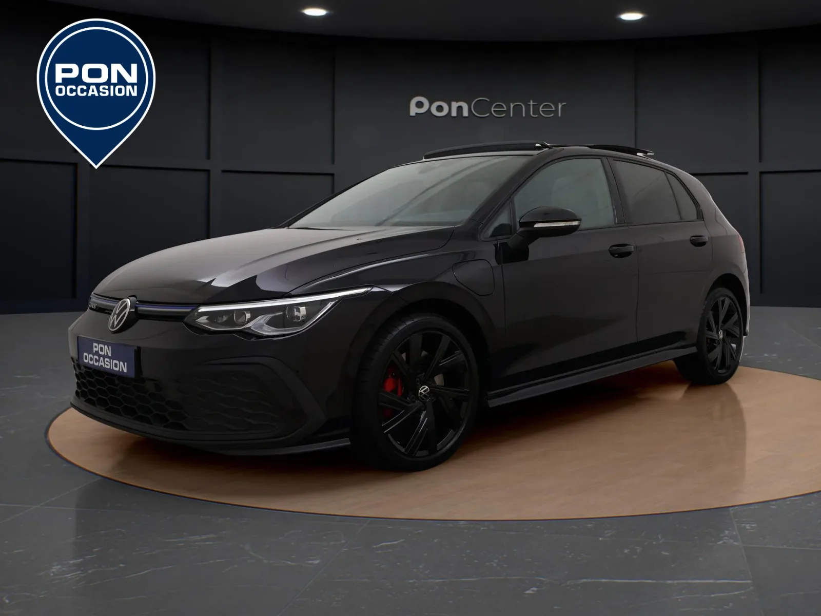 Volkswagen Golf (2022) — foto 1