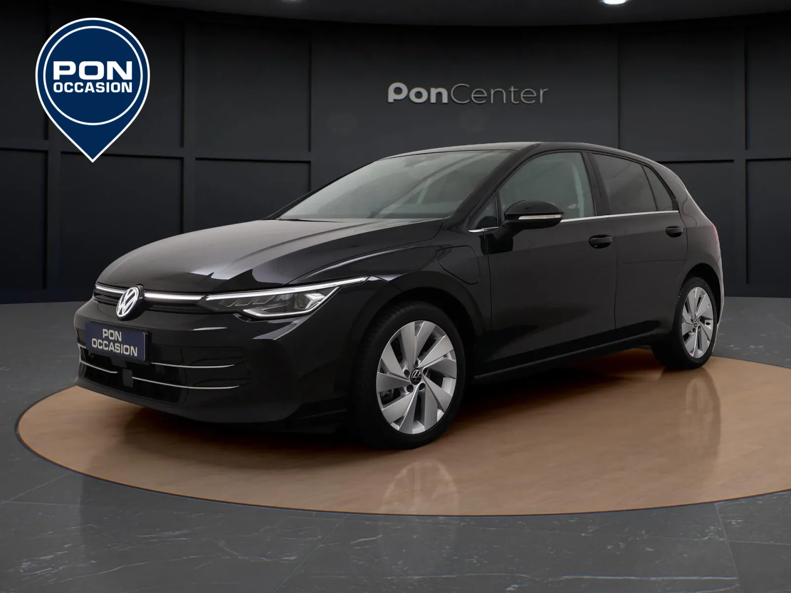 Volkswagen Golf (2025) — foto 1