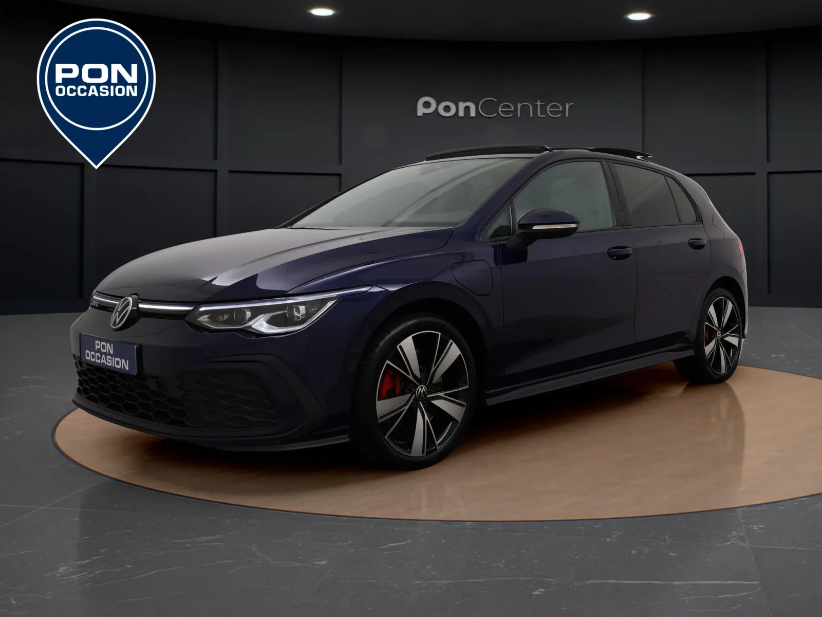 Volkswagen Golf (2021) — foto 1