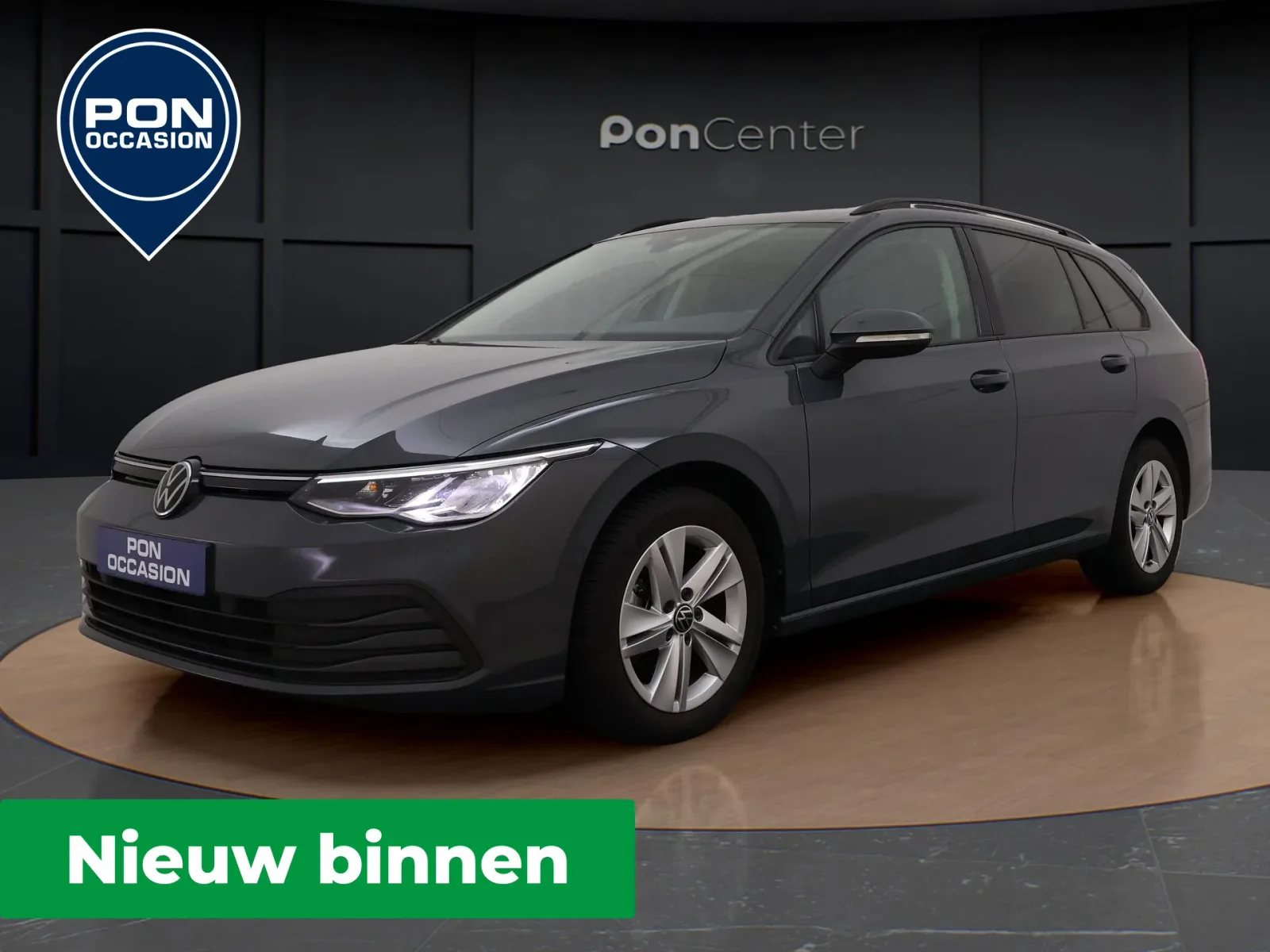 Volkswagen Golf (2023) — foto 1