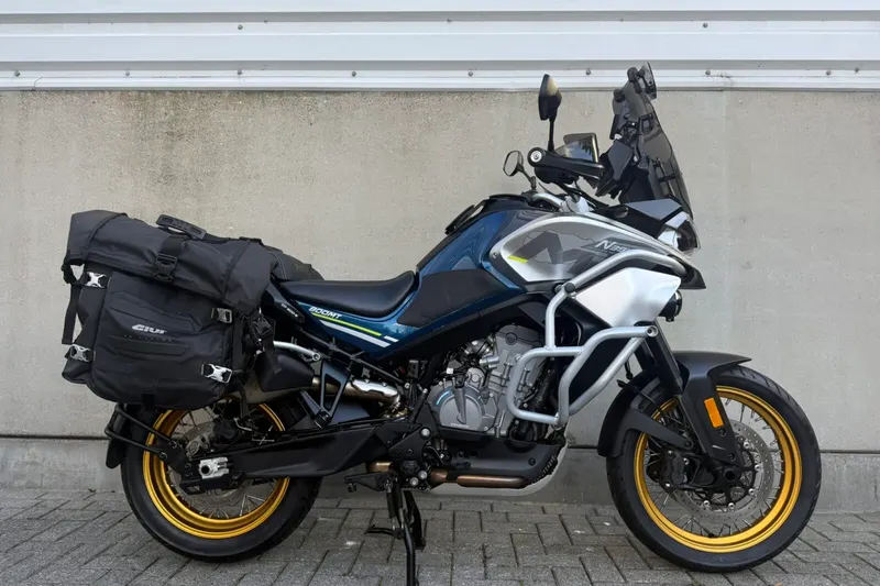 CFMoto 800 MT Touring (2023)