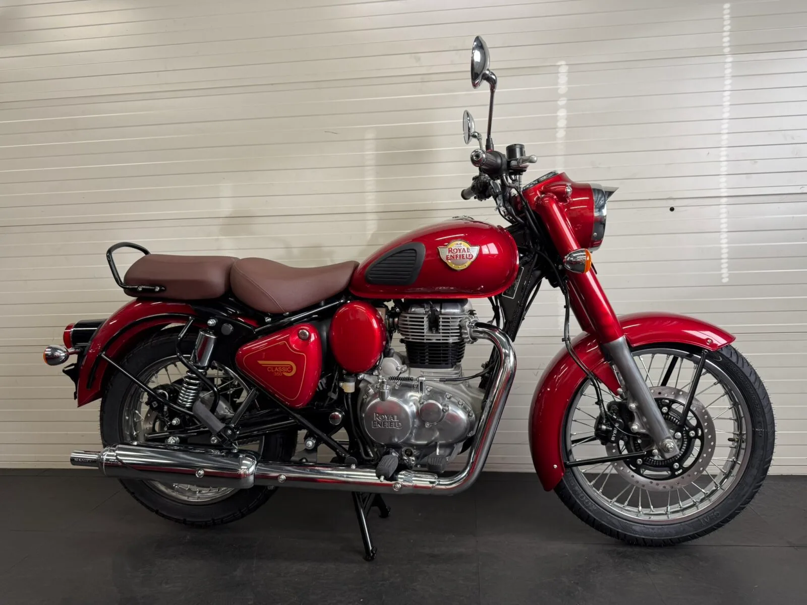 Royal Enfield Classic 350 (2026) — foto 1